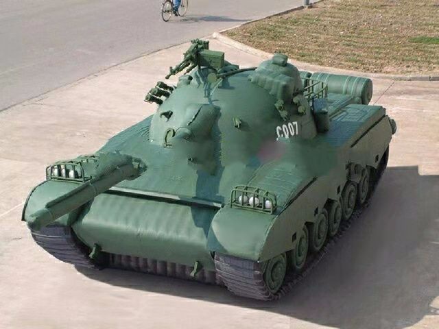 连江军用充气坦克车